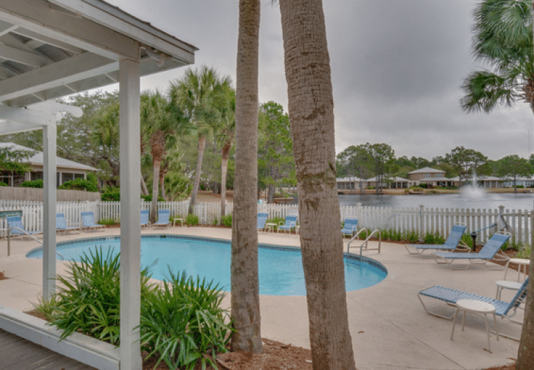 Crystal Lake Pool