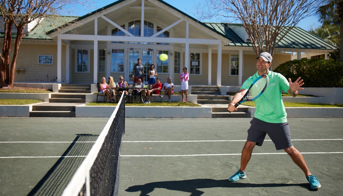 Tennis court with group