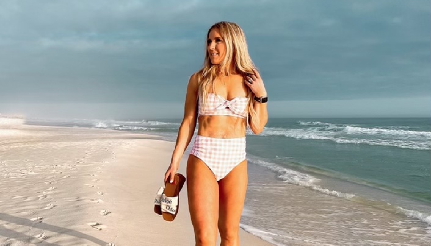 Alex sahlen woman standing on beach