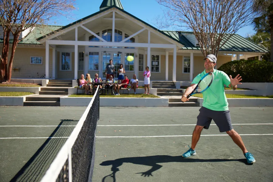 Tennis court with group