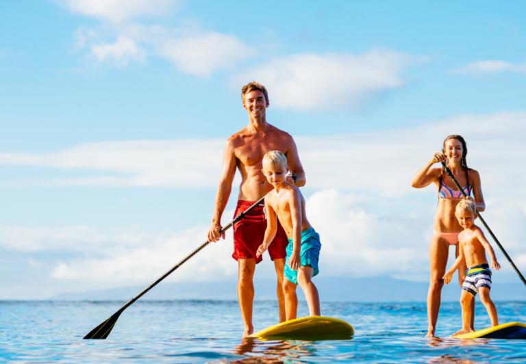 Family paddleboarding 