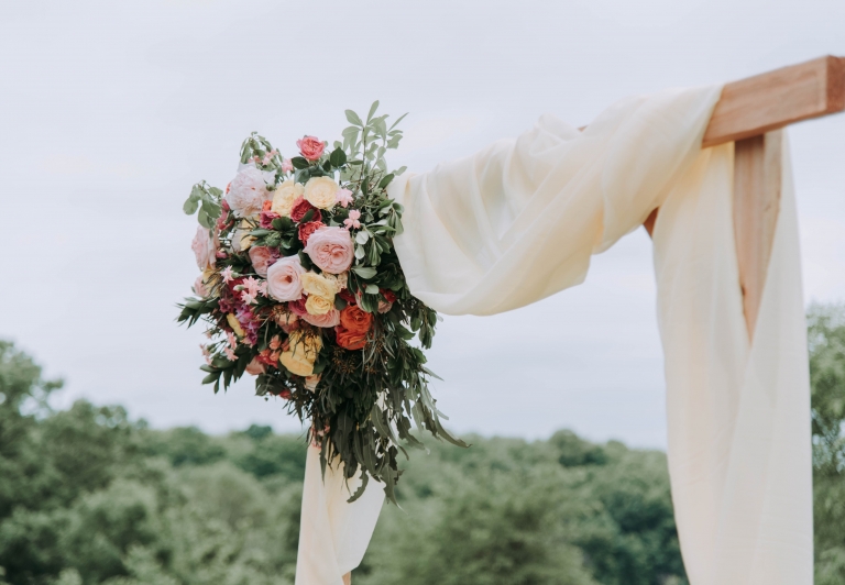 wedding archway for an outdoor wedding.