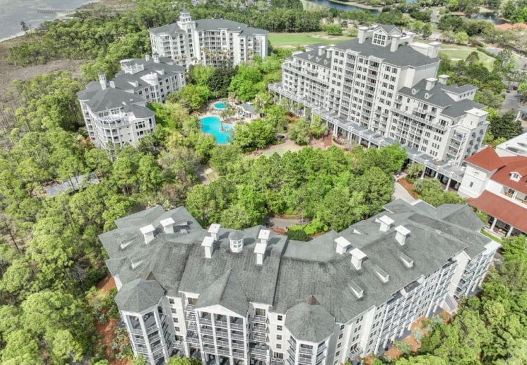 Grand Complex