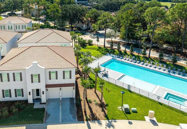 Sandestin Rental Management Grand Villas with Pool