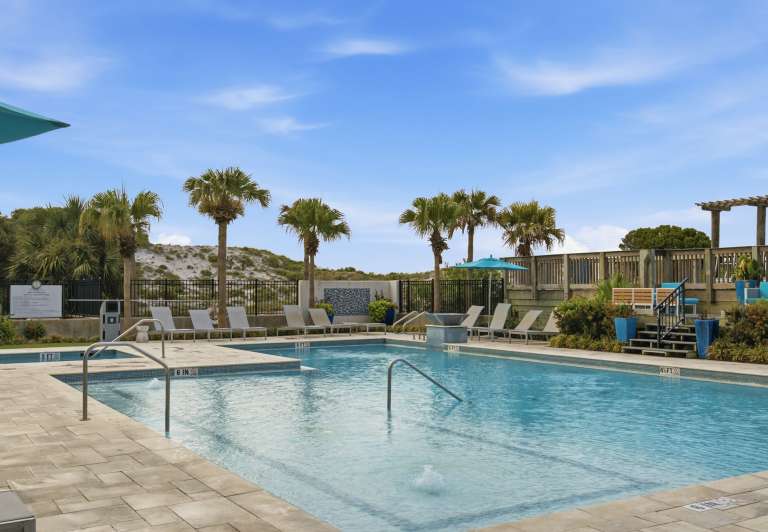 Beachside Tower 1 Pool View