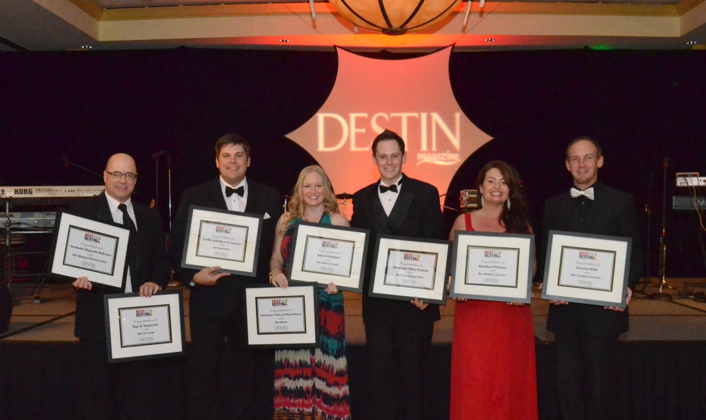 Sandestin employees receiving awards