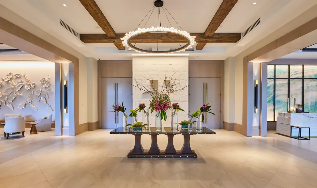 effie lobby