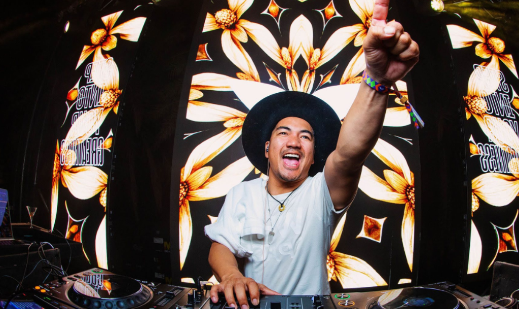 DJ Shoebox Moses