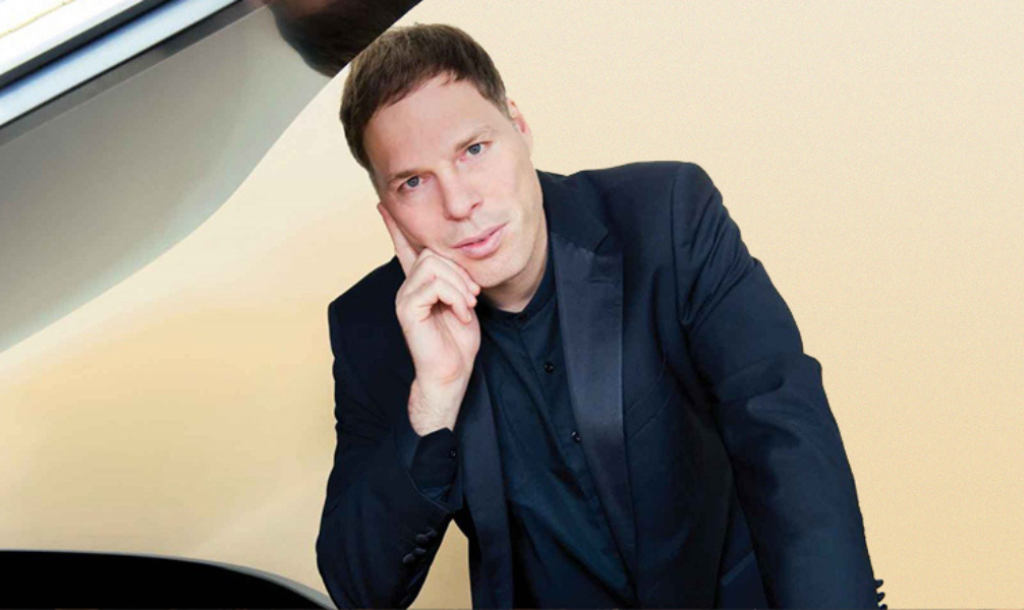 Lobby Bar Alon Goldstein