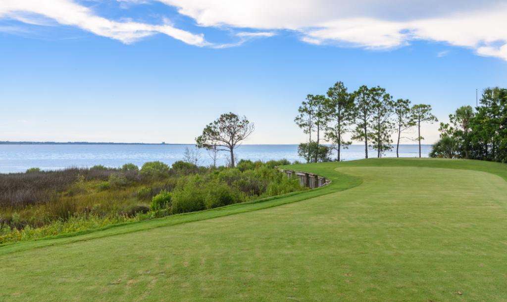 Burnt Pine Country Club