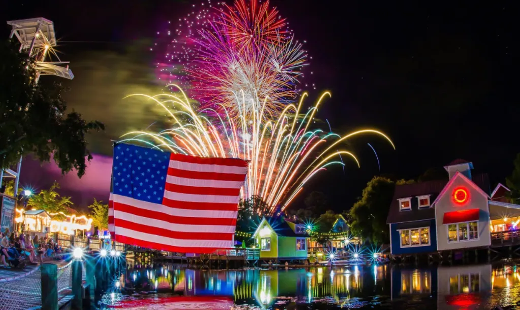 Red, White & Baytowne