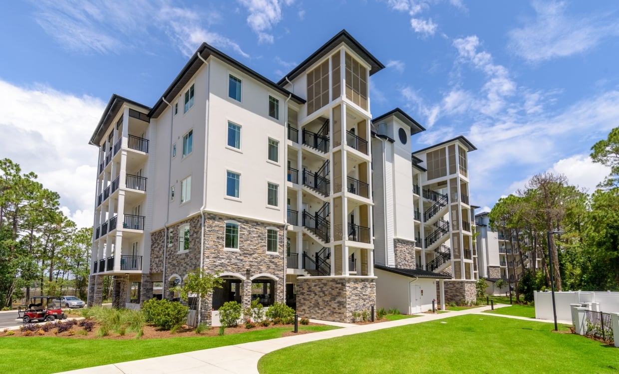 Exterior of Osprey Pointe