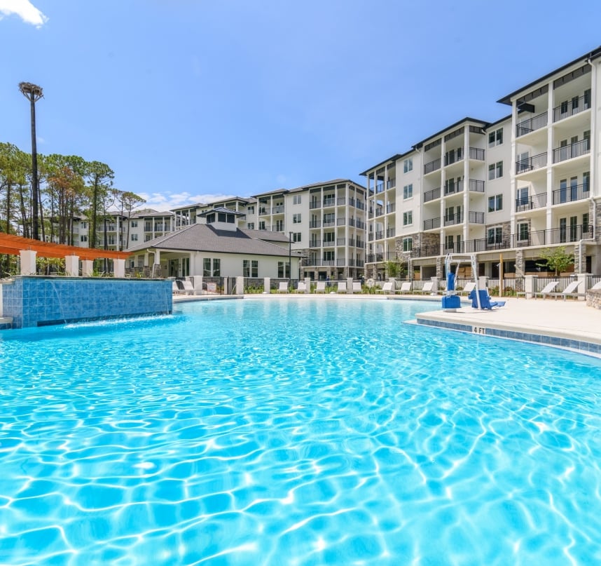 The beautiful pool at Osprey Pointe